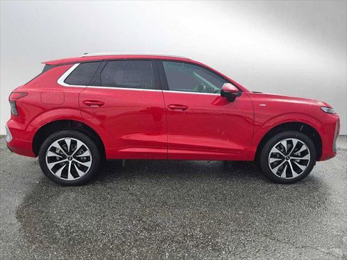 New 2026 Audi Q3 quattro 2.0T AWD/4WD image 2
