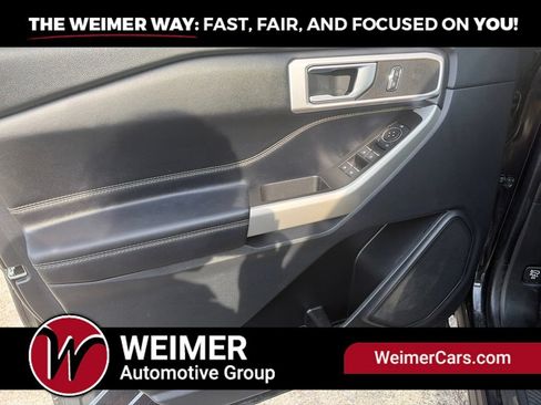 Used 2022 Ford Explorer XLT w/ Equipment Group 202A AWD/4WD image 16