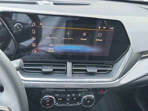 New 2026 Chevrolet Trax ACTIV w/ Driver Confidence Package image 17