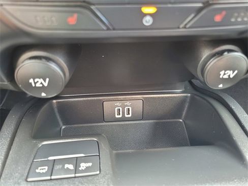 Used 2022 Ford Ranger Lariat w/ Equipment Group 501A High image 25