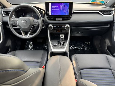 Certified 2025 Toyota RAV4 XSE AWD/4WD image 12