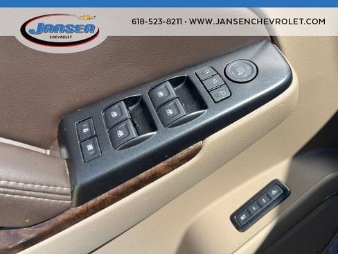 Used 2017 Chevrolet Tahoe LT w/ Luxury Package AWD/4WD image 16