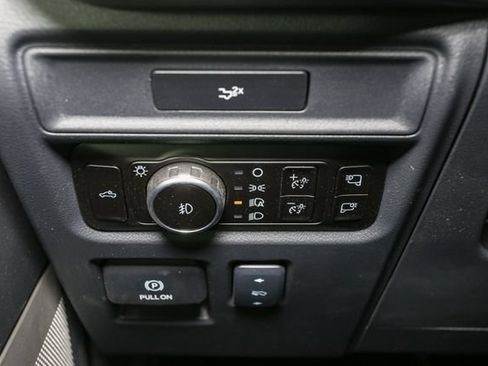 Used 2026 Ford F150 Lariat AWD/4WD image 38