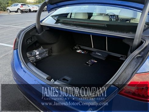 New 2026 Mercedes-Benz C 300 4MATIC Sedan image 17