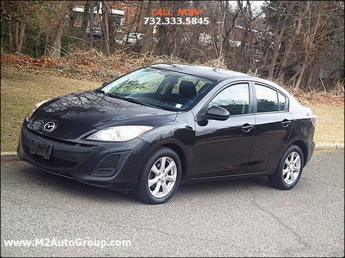 Used 2011 MAZDA MAZDA3 i Touring image 23