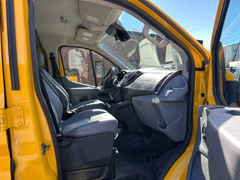 Used 2016 Ford Transit 250 148 Low Roof image 21
