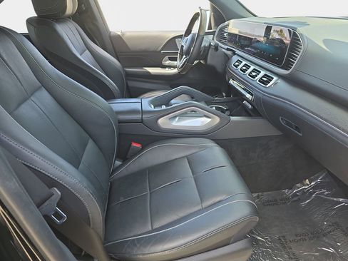 Used 2022 Mercedes-Benz GLS 450 4MATIC image 12