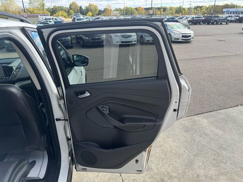 Used 2013 Ford Escape SEL image 16