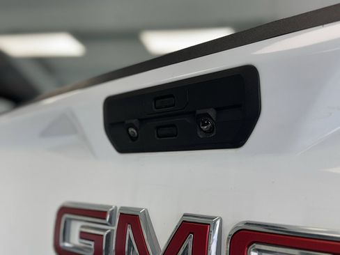 Used 2021 GMC Sierra 1500 AT4 w/ AT4 Value Package image 40