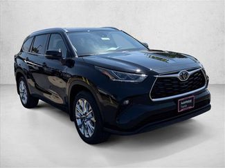 New 2026 Toyota Highlander Limited AWD/4WD video 3