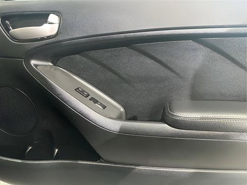 Used 2018 Kia Forte LX FWD image 20
