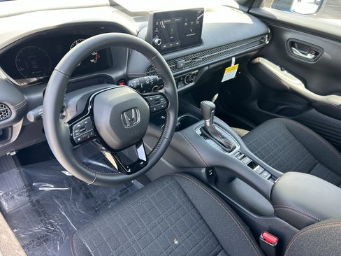 New 2027 Honda HR-V Sport image 17