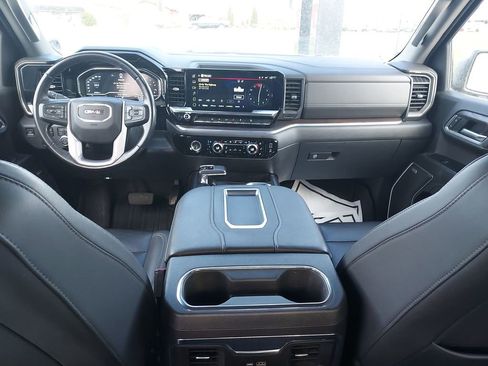 Used 2022 GMC Sierra 1500 SLT AWD/4WD image 10