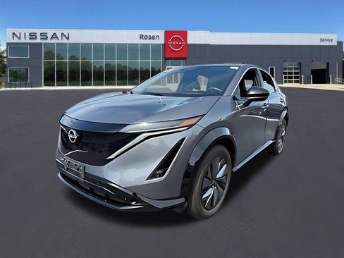 Used 2023 Nissan Ariya FWD image 6