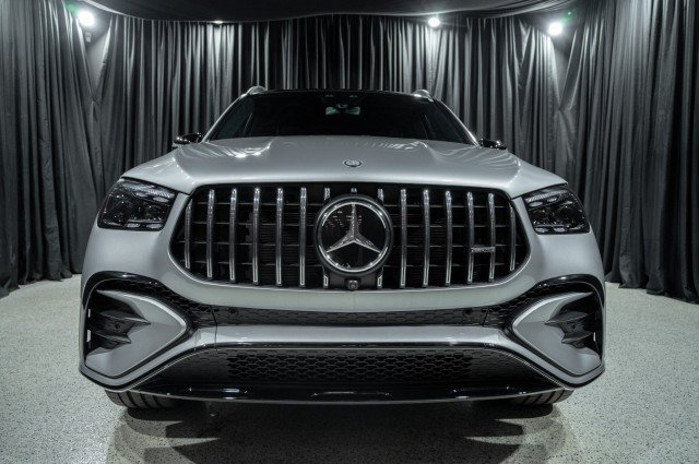 New 2026 Mercedes-Benz GLE 53 AMG 4MATIC image 2