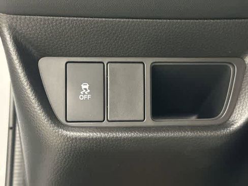 Certified 2026 Honda HR-V Sport image 19