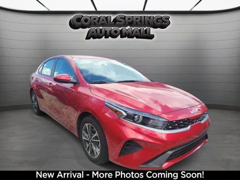 Used 2023 Kia Forte LXS FWD image 1