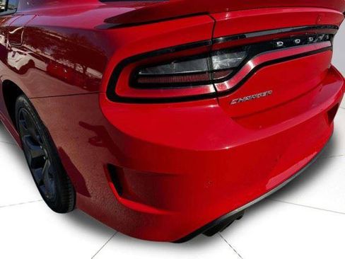 Used 2019 Dodge Charger GT RWD image 13