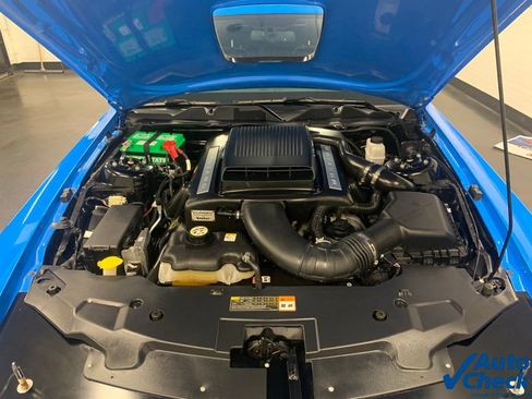 Used 2010 Ford Mustang GT image 29