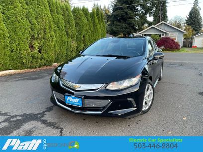 Used 2017 Chevrolet Volt Premier w/ Driver Confidence II Package