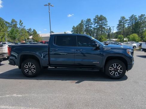 Used 2020 GMC Sierra 1500 AT4 w/ AT4 Premium Package AWD/4WD image 3