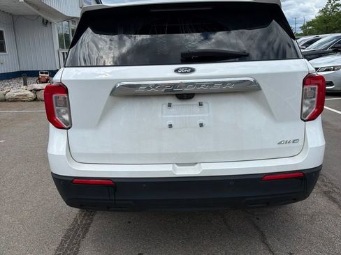 Used 2023 Ford Explorer 4WD image 5