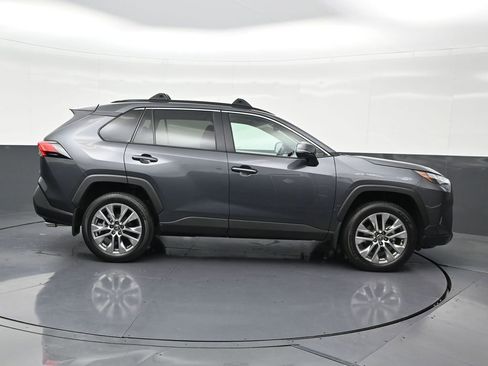 Used 2025 Toyota RAV4 XLE Premium image 7
