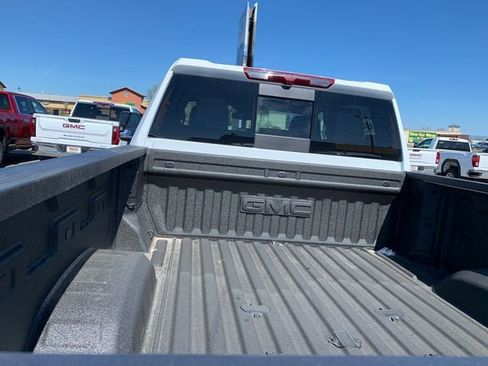 New 2026 GMC Sierra 2500 SLT w/ SLT Convenience Package AWD/4WD image 8