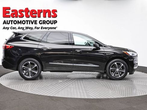 Used 2021 Buick Enclave Essence w/ Sport Touring Edition AWD/4WD image 4