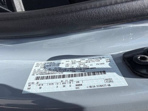 Used 2025 Ford F250 Lariat AWD/4WD image 14
