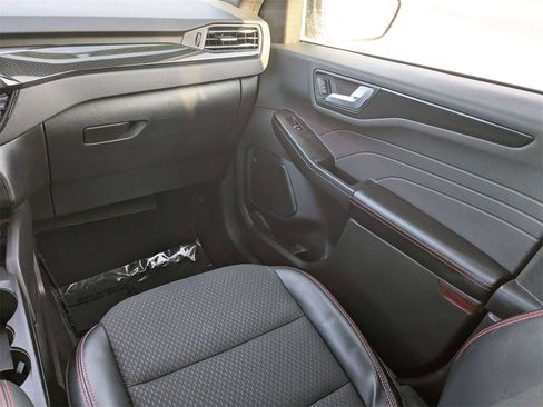 Used 2024 Ford Escape ST-Line w/ Cold Weather Package image 16