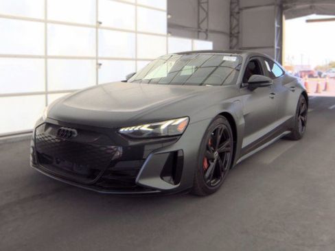 Used 2023 Audi e-tron GT Premium Plus w/ Performance Package AWD/4WD image 4