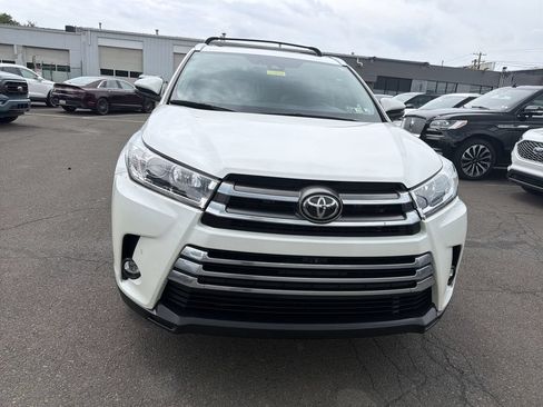 Used 2019 Toyota Highlander Limited Platinum AWD/4WD image 8