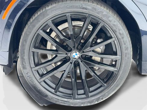 Used 2023 BMW X6 xDrive40i w/ Executive Package image 57
