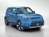 Used 2018 Kia Soul + image 3