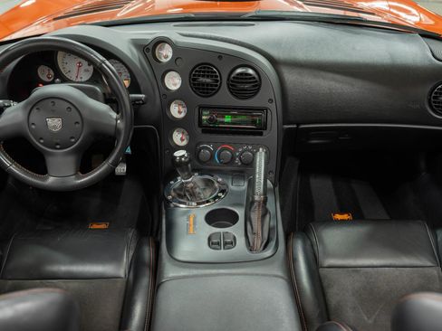 Used 2005 Dodge Viper SRT-10 w/ Copperhead Edition Group RWD image 96