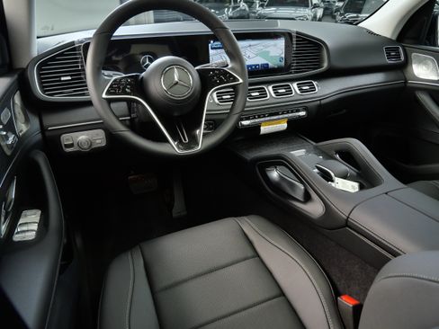 New 2026 Mercedes-Benz GLE 350 4MATIC image 2