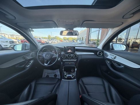 Used 2015 Mercedes-Benz C 300 Sedan image 16