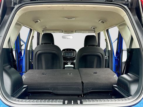 Used 2020 Kia Soul X-Line FWD image 7