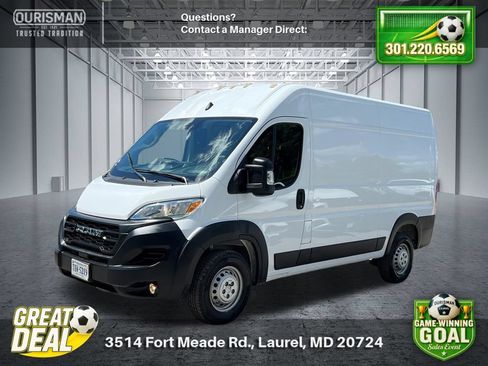 Used 2024 RAM ProMaster 2500 w/ Convenience Group FWD image 2