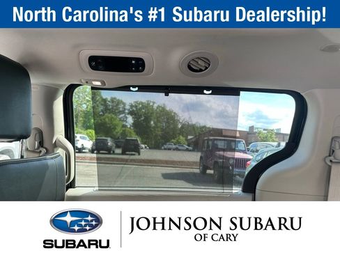 Used 2022 Chrysler Pacifica Limited FWD image 23