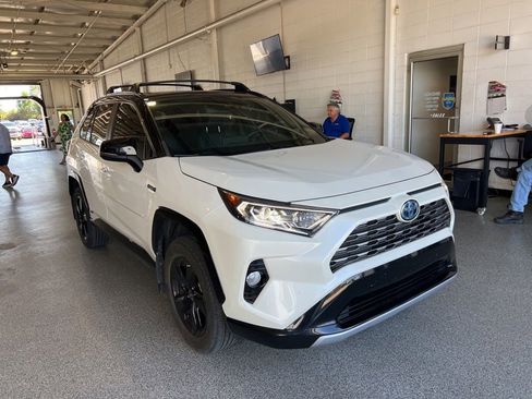 Used 2021 Toyota RAV4 XSE w/ XSE Grade Weather Package AWD/4WD image 2