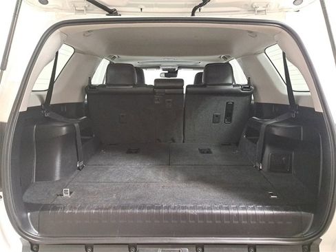 Used 2021 Toyota 4Runner SR5 Premium image 10