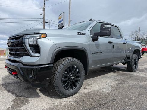 New 2026 Chevrolet Silverado 2500 LT w/ Trail Boss Package image 2
