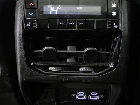 Used 2023 Jeep Grand Cherokee L Limited w/ Trailer Tow Group (B) AWD/4WD image 27