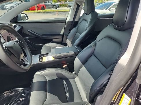 Used 2025 Tesla Model 3 Long Range image 18