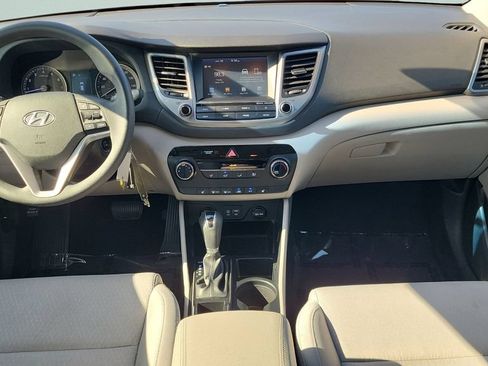 Used 2018 Hyundai Tucson SEL AWD/4WD image 11