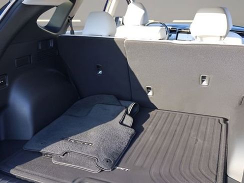 Used 2024 Hyundai Tucson SEL w/ Convenience Package image 16