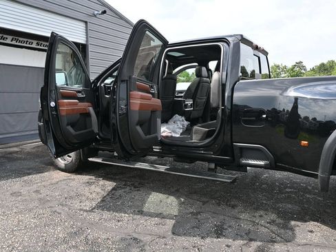 Used 2026 GMC Sierra 3500 Denali Ultimate AWD/4WD image 36