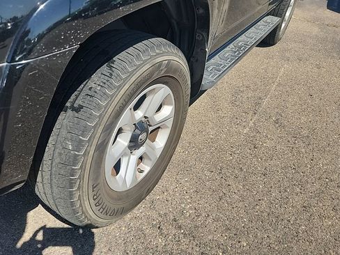 Used 2016 Toyota 4Runner SR5 RWD image 7